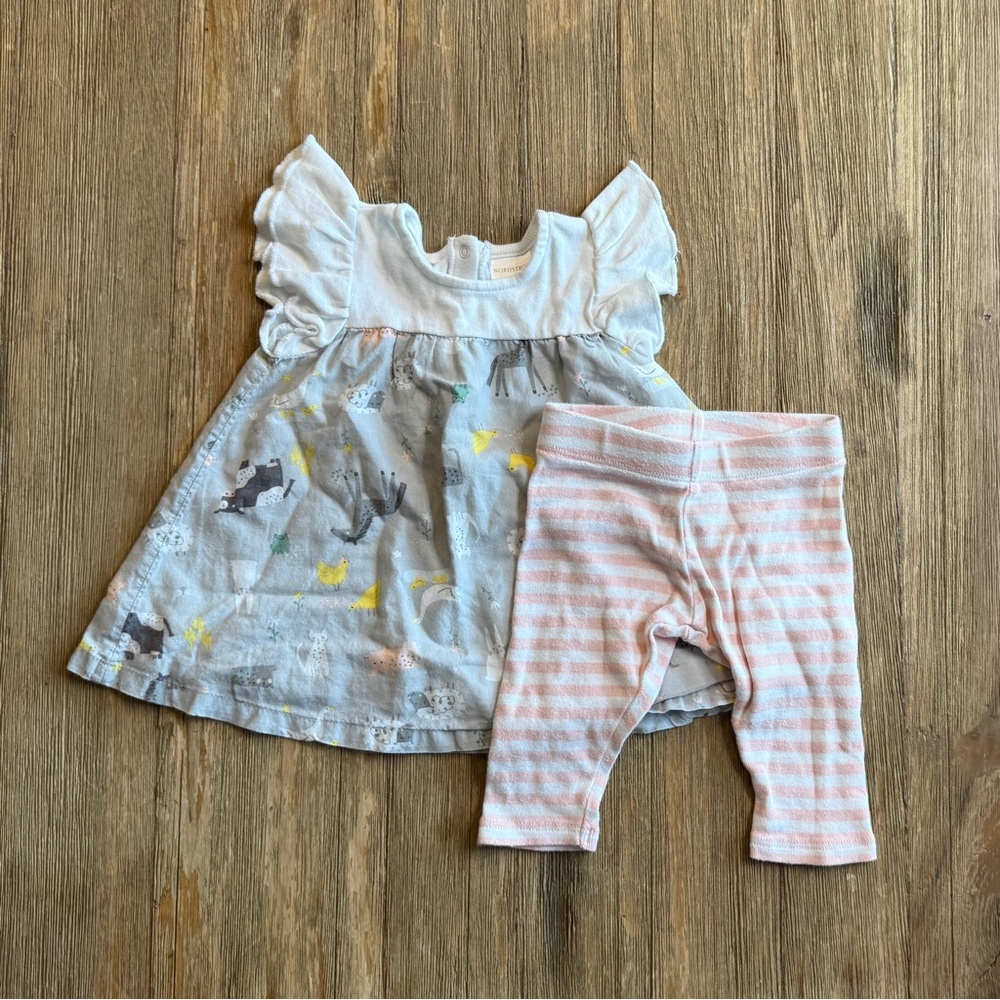 Nordstrom’s Brand Adorable Gray and Pink Farm Kids Dress Set size 3M.